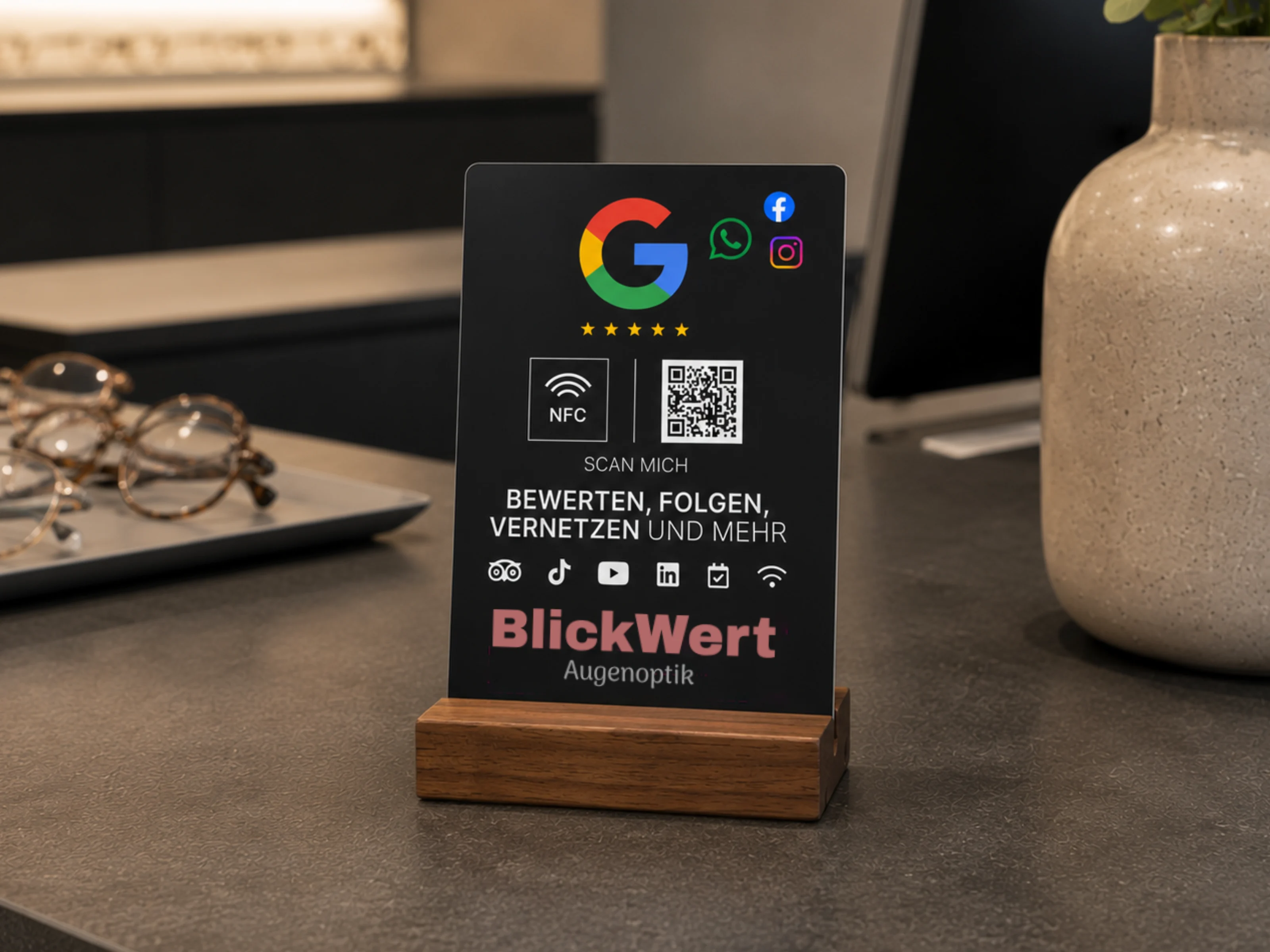 Multi-Link NFC Plate - Logo Print - PVC - 105 x 148 mm - black matte