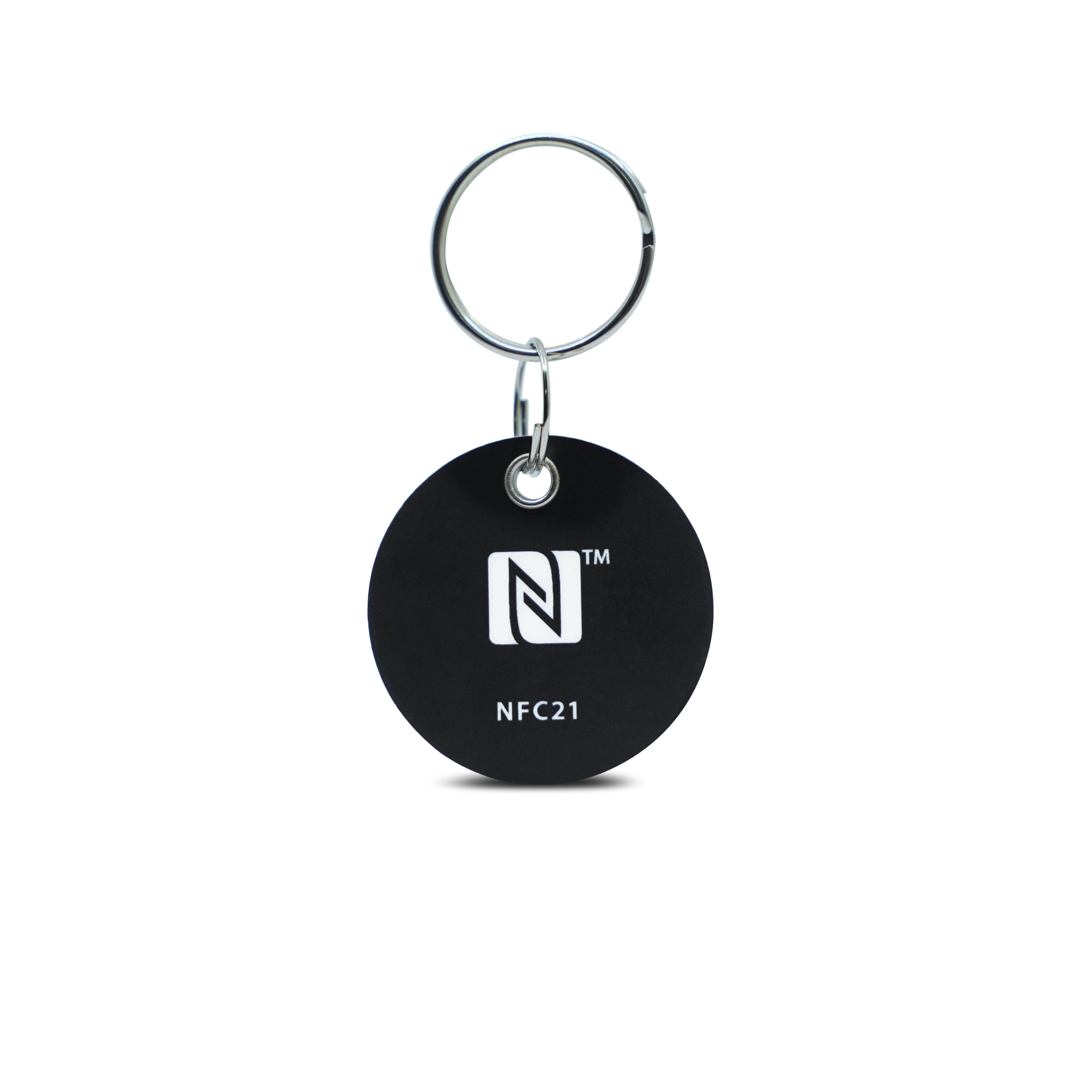Rückseite des NFC Schlüsselanhängers aus PVC in schwarz mit Metallring
